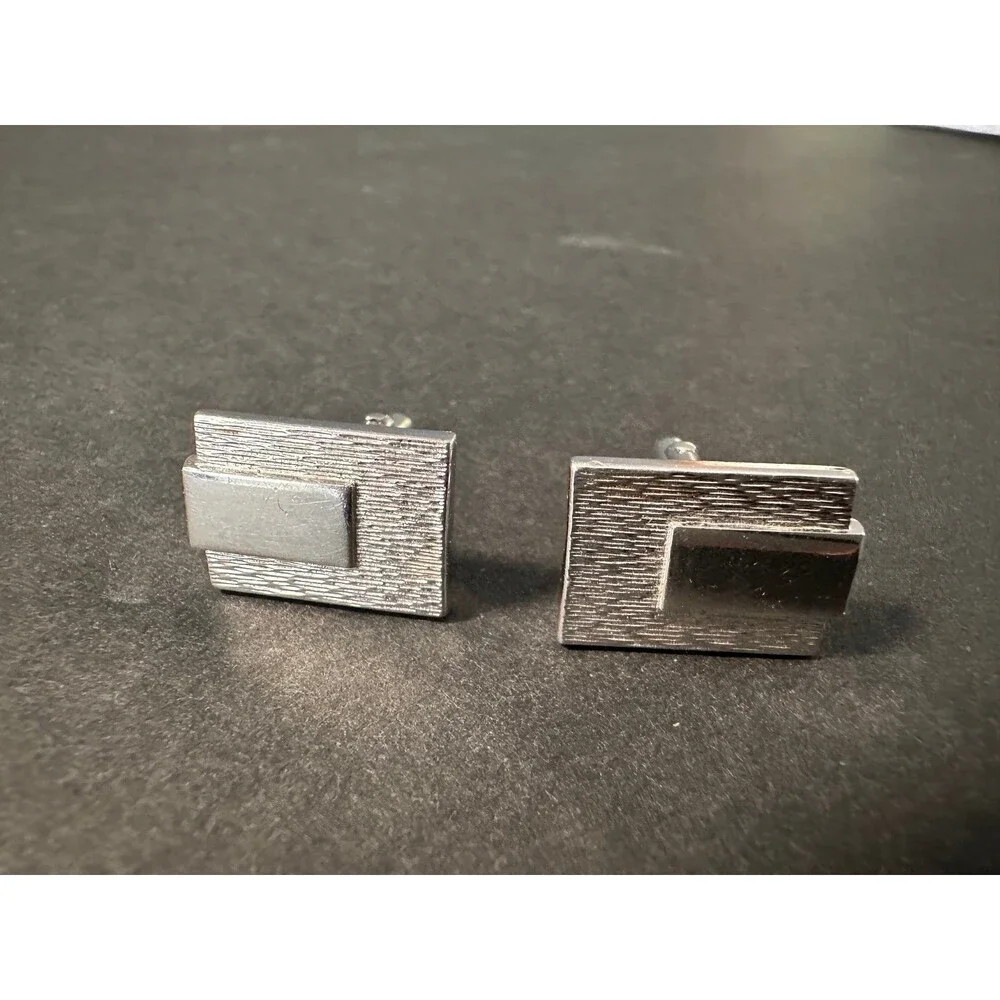 Vintage Swank Silver Tone Rectangle Men’s Cufflinks Brushed & Shiny 3/4” x 1/2”
